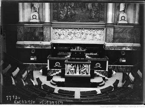 À l'intérieur de l'hémicycle de la Chambre des députés, 1922, Agence Rol - source : Gallica-BnF