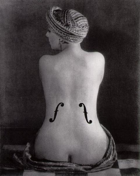 Le violon d&#039;Ingres, photographie de Kiki de Montparnasse par Man Ray en 1924 - source : Flick CC