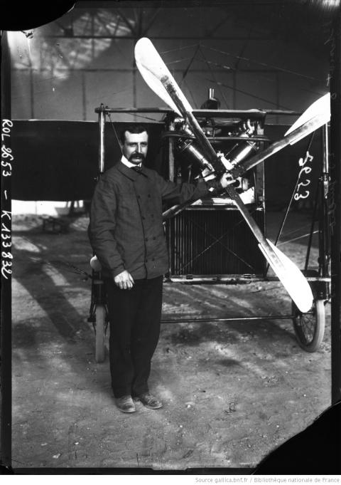 Louis Blériot, Blériot 8, 23 juillet 1908 ; Agence Rol. ; 1908 - source : Gallica-BnF