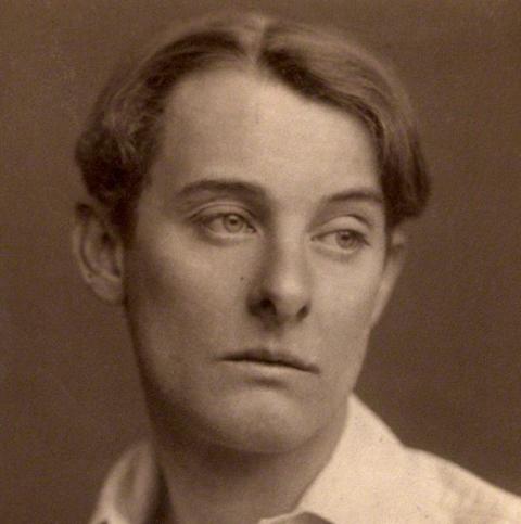 Lord Alfred Douglas, 1903 - source : WikiCommons-National Portrait Gallery
