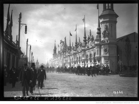 Exposition à Roubaix au mois de juillet 1911, Agence Rol - source : Gallica-BnF