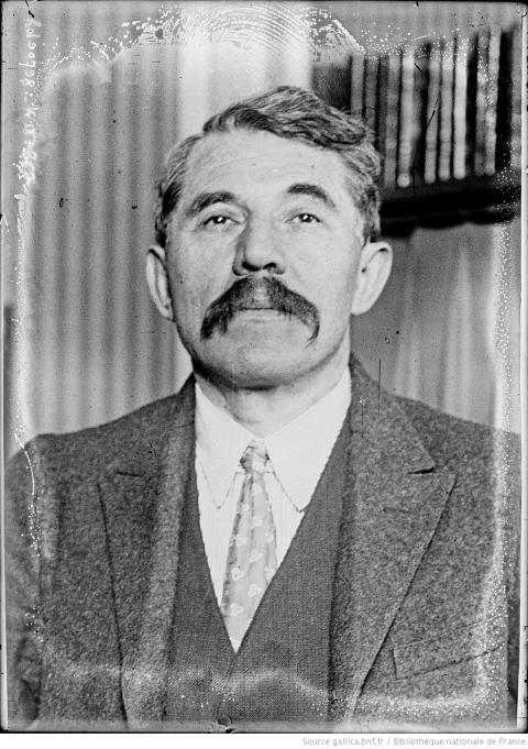Marcel Cachin, député socialiste, en 1922, Agence Rol - source : Gallica-BnF