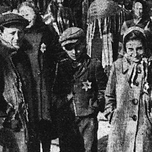 1942 : la presse collaborationniste soutient le port de l’étoile jaune